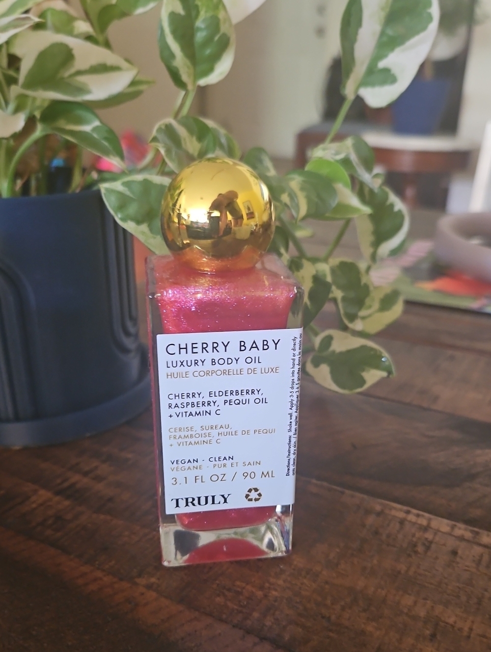 TRULY Cherry Baby Luxury Body Oil - Shimmering Pink and Gold